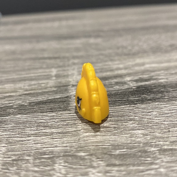 Shopkins | International Food Yellow Humpty Dumpling (3-095) - Mini Figure - Picture 3 of 4